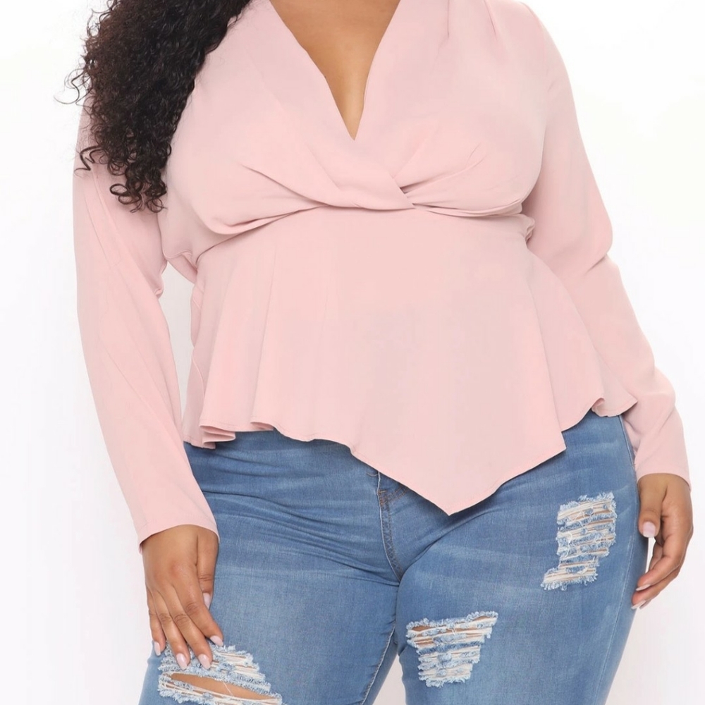 New Fashion Nova Dusty Pink Blouse. - Picture 2 of 5